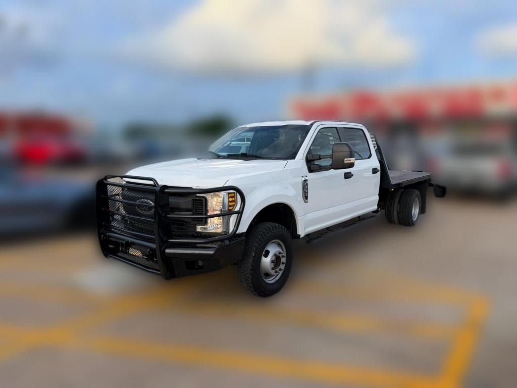 Ford F-350 SD XL Crew Cab Long Bed DRW 4WD 2018
