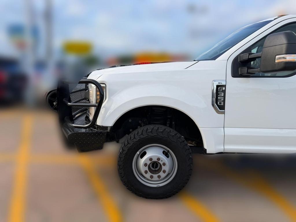 Ford F-350 SD XL Crew Cab Long Bed DRW 4WD 2018
