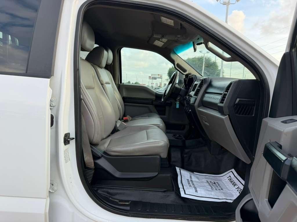 Ford F-350 SD XL Crew Cab Long Bed DRW 4WD 2018