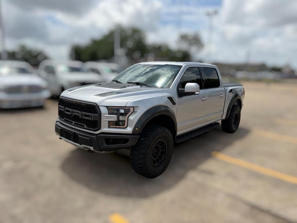 Ford F-150 Raptor SuperCrew 4WD 2018