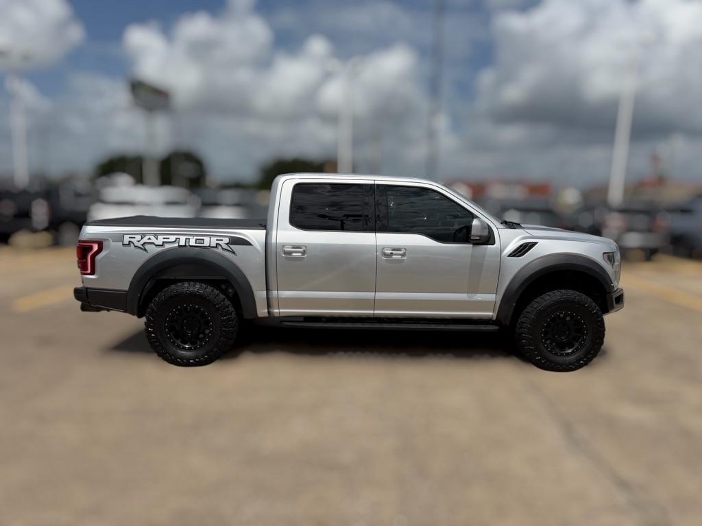 Ford F-150 Raptor SuperCrew 4WD 2018