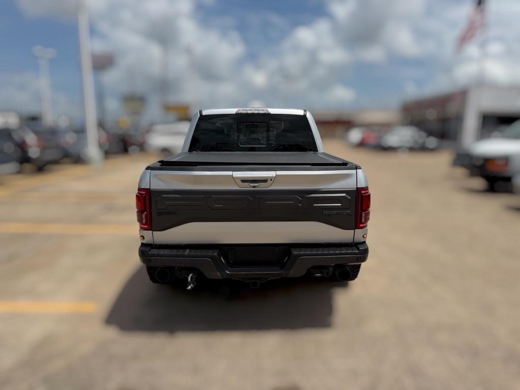 Ford F-150 Raptor SuperCrew 4WD 2018