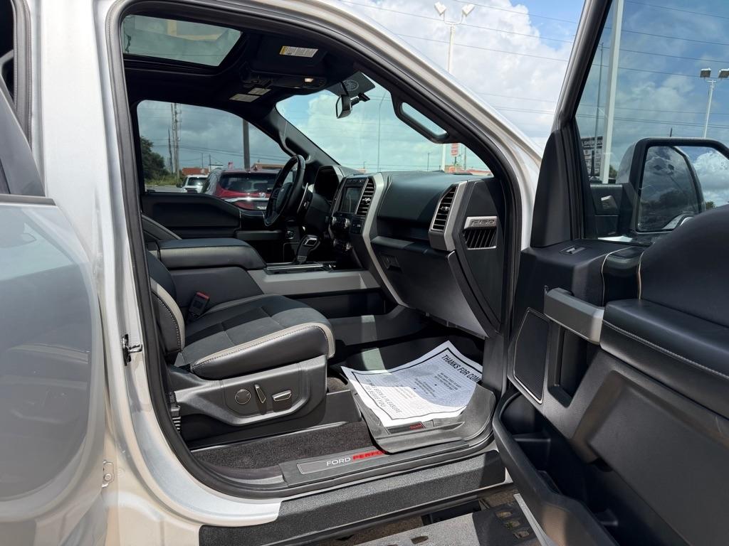 Ford F-150 Raptor SuperCrew 4WD 2018