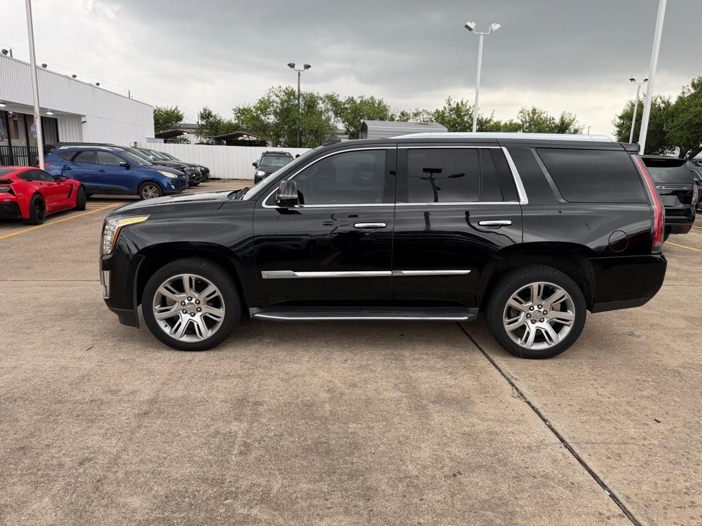 Cadillac Escalade Luxury 4WD 2015