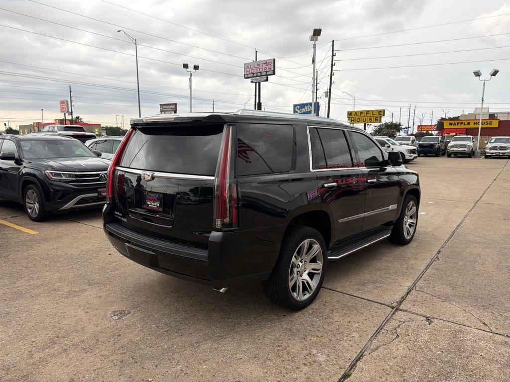 Cadillac Escalade Luxury 4WD 2015