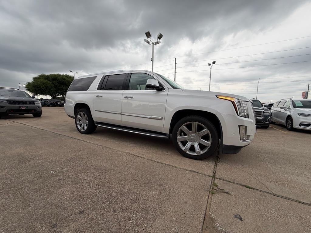 Cadillac Escalade ESV Premium 4WD 2019