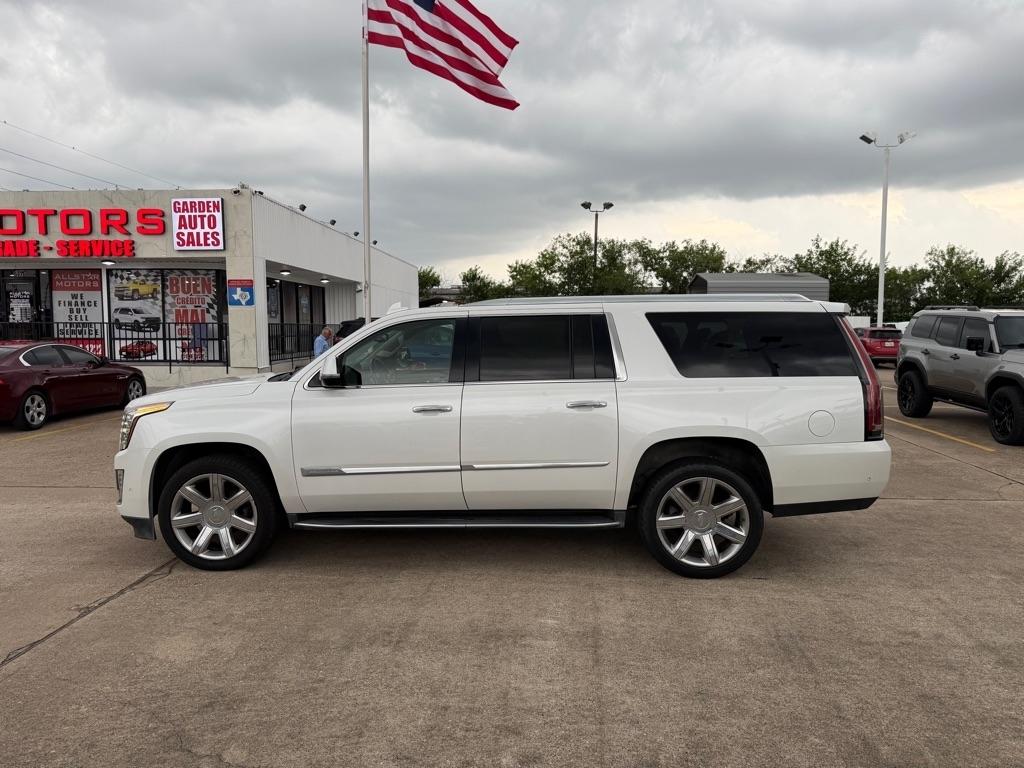 Cadillac Escalade ESV Premium 4WD 2019