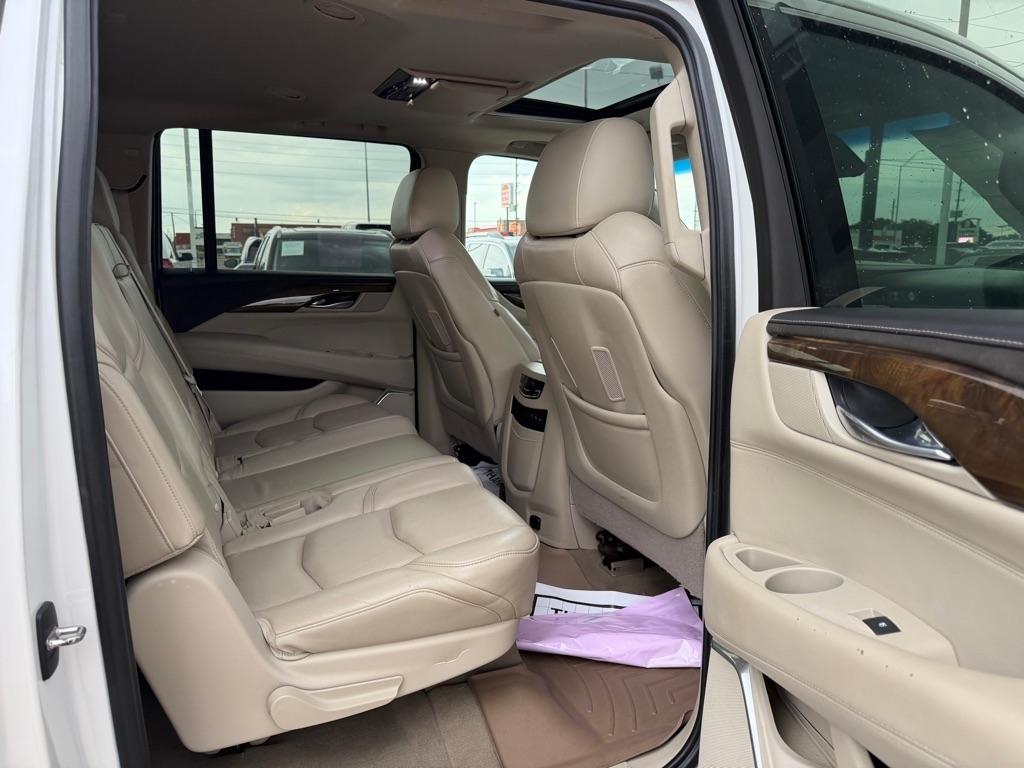 Cadillac Escalade ESV Premium 4WD 2019