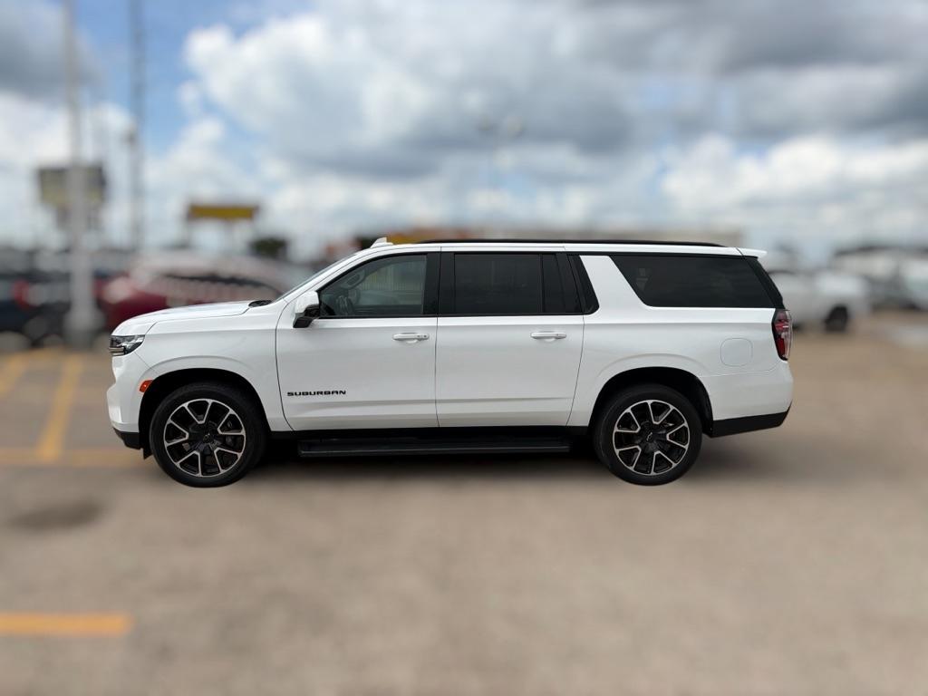Chevrolet Suburban RST 2022