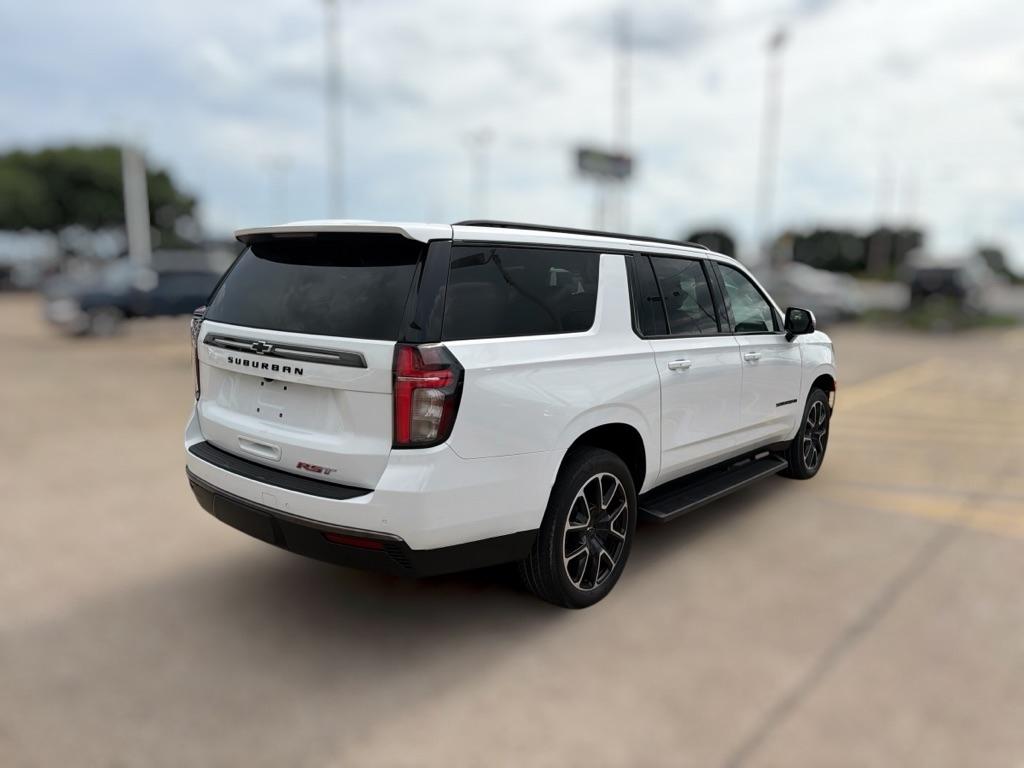 Chevrolet Suburban RST 2022