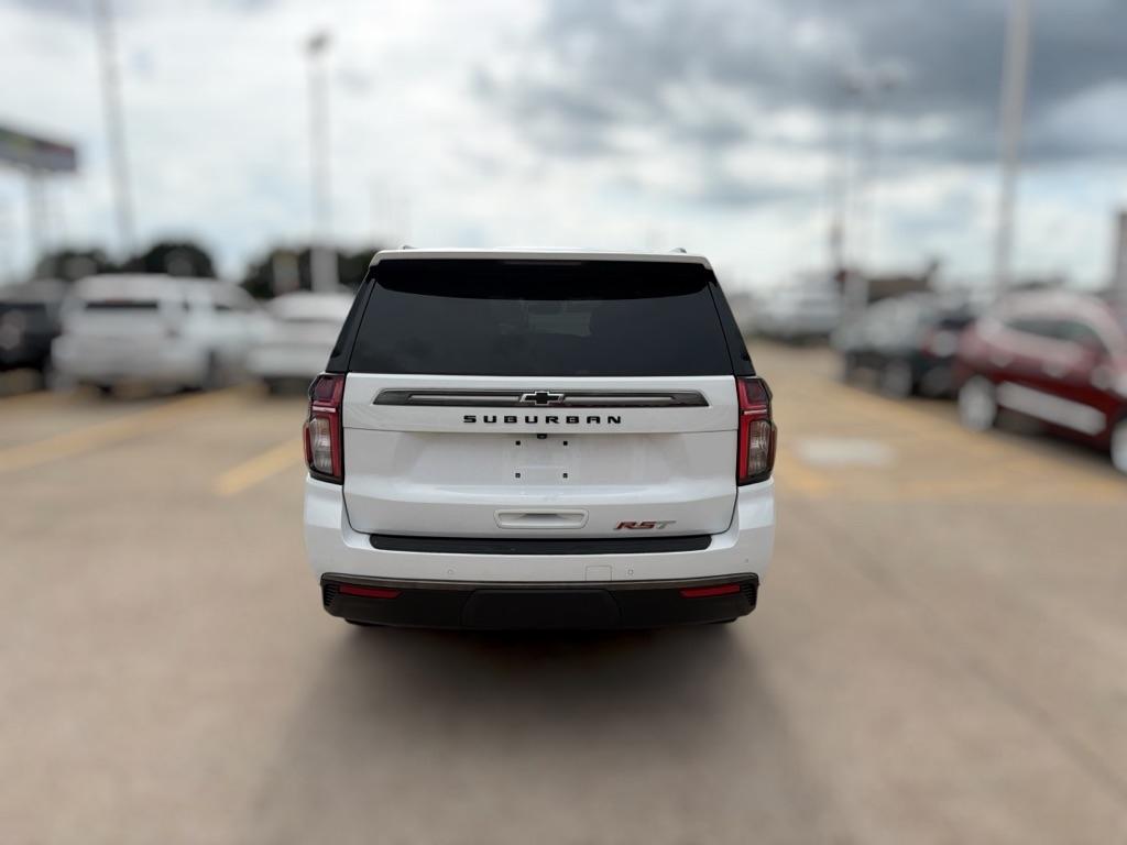 Chevrolet Suburban RST 2022