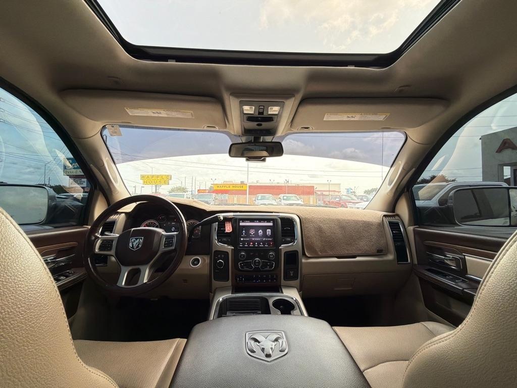 RAM 3500 Laramie Mega Cab 4WD 2018