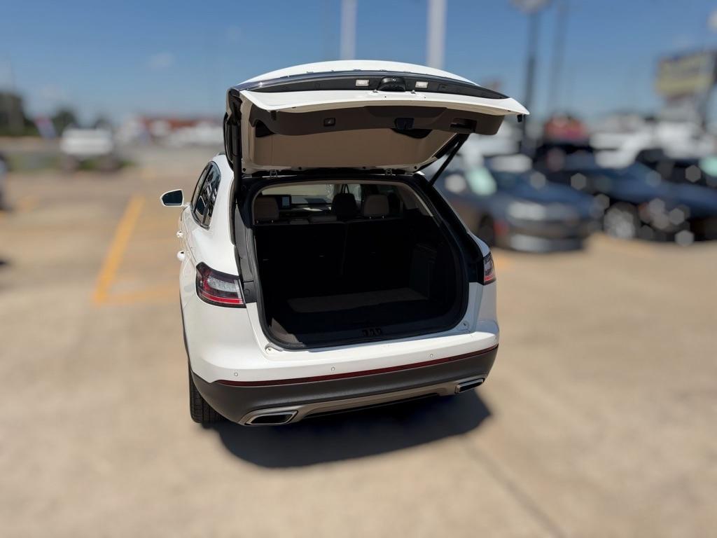 Lincoln Nautilus Base 2021