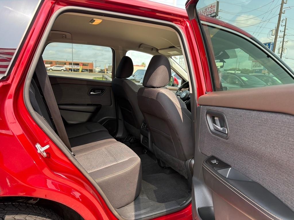Nissan Rogue SV 2021