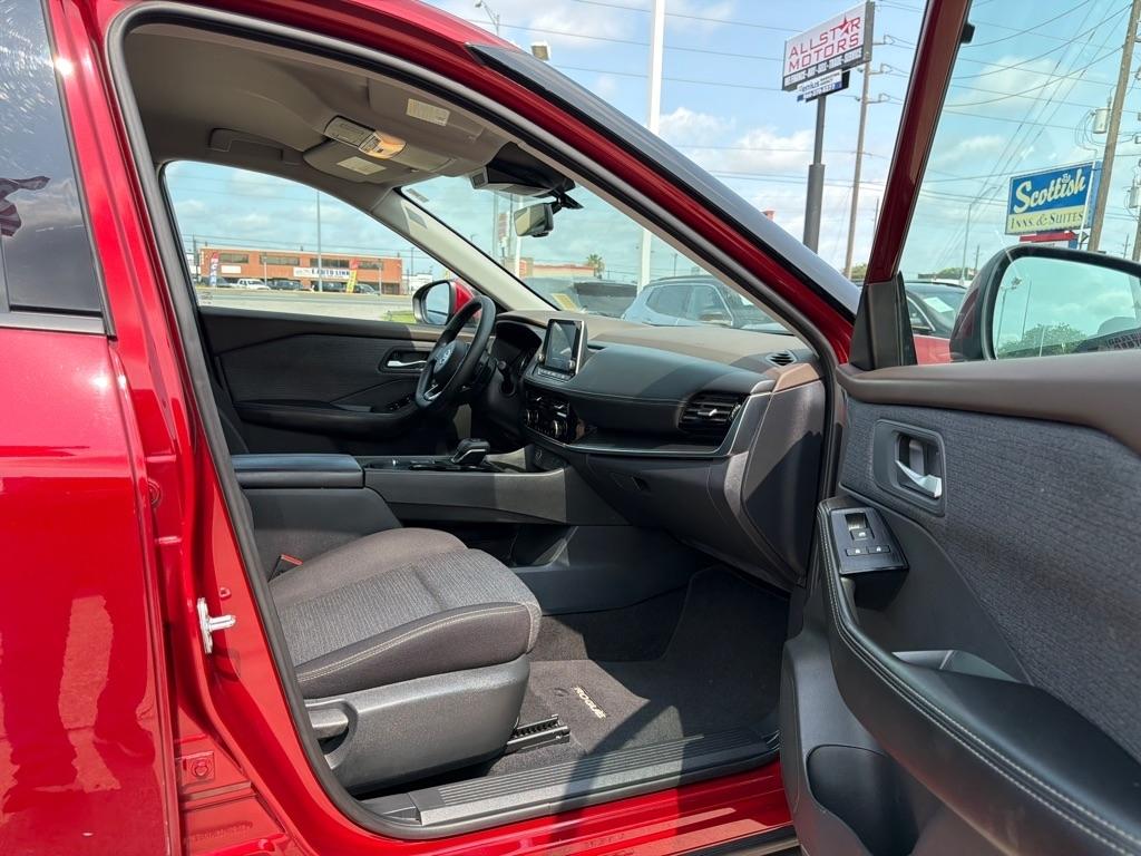 Nissan Rogue SV 2021