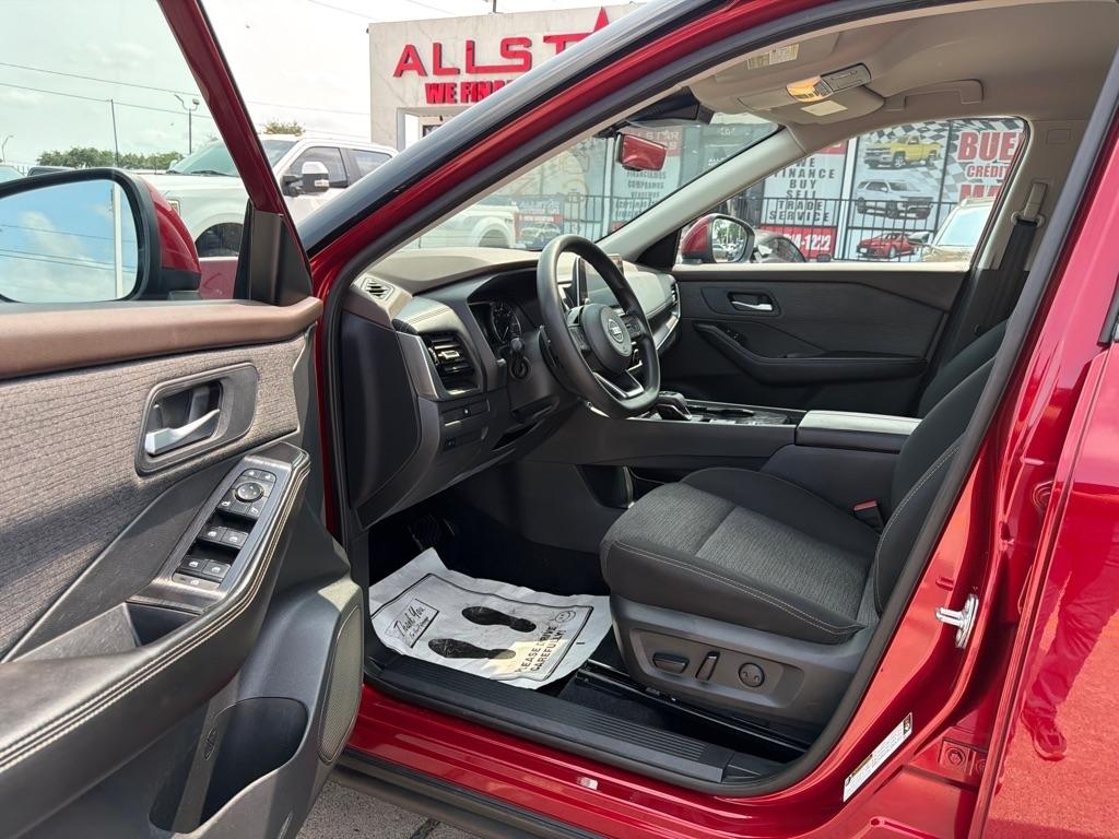 Nissan Rogue SV 2021