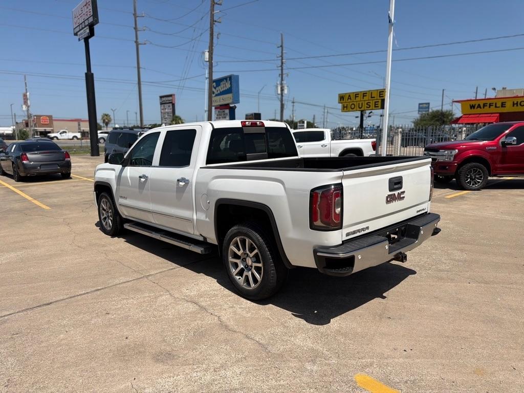 GMC Sierra 1500 Denali Crew Cab Long Box 4WD 2017