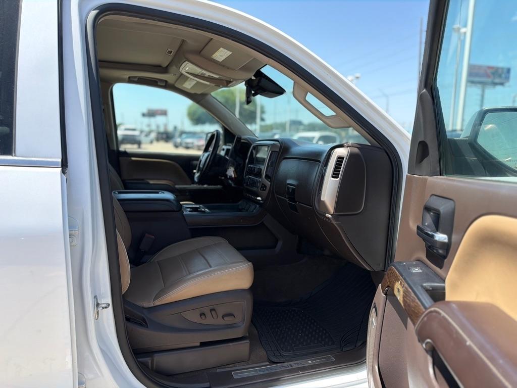 GMC Sierra 1500 Denali Crew Cab Long Box 4WD 2017