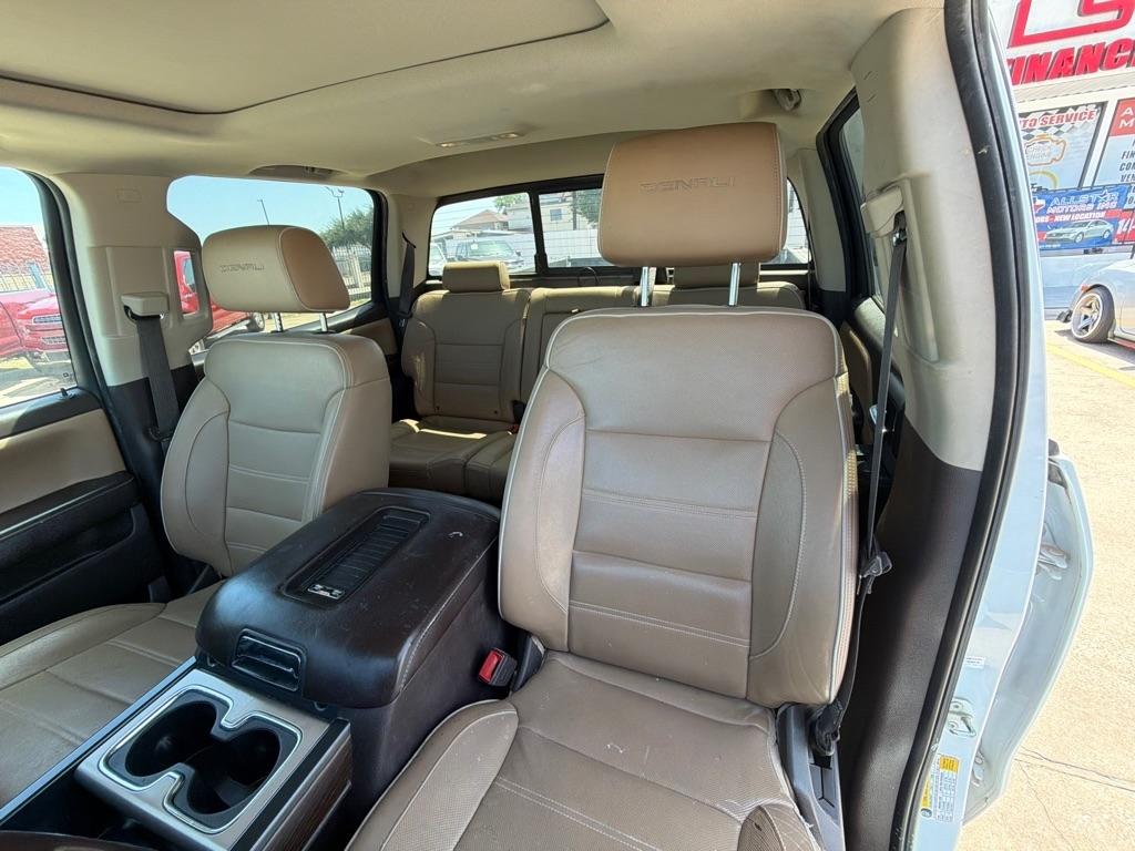 GMC Sierra 1500 Denali Crew Cab Long Box 4WD 2017