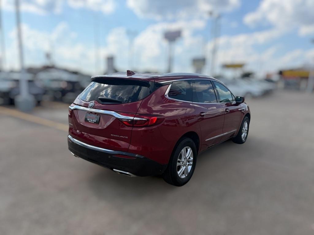 Buick Enclave Essence FWD 2018