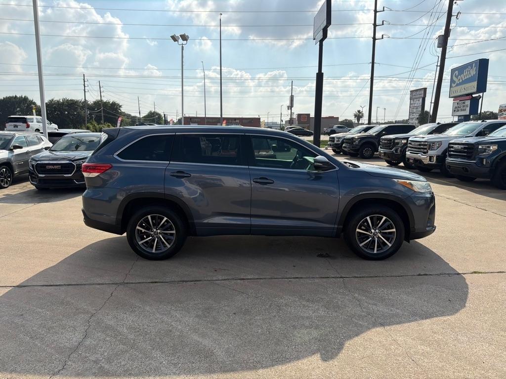Toyota Highlander XLE FWD V6 2018