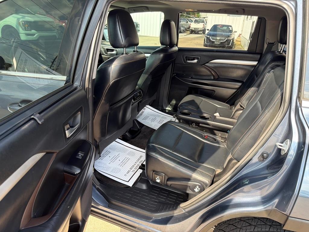 Toyota Highlander XLE FWD V6 2018