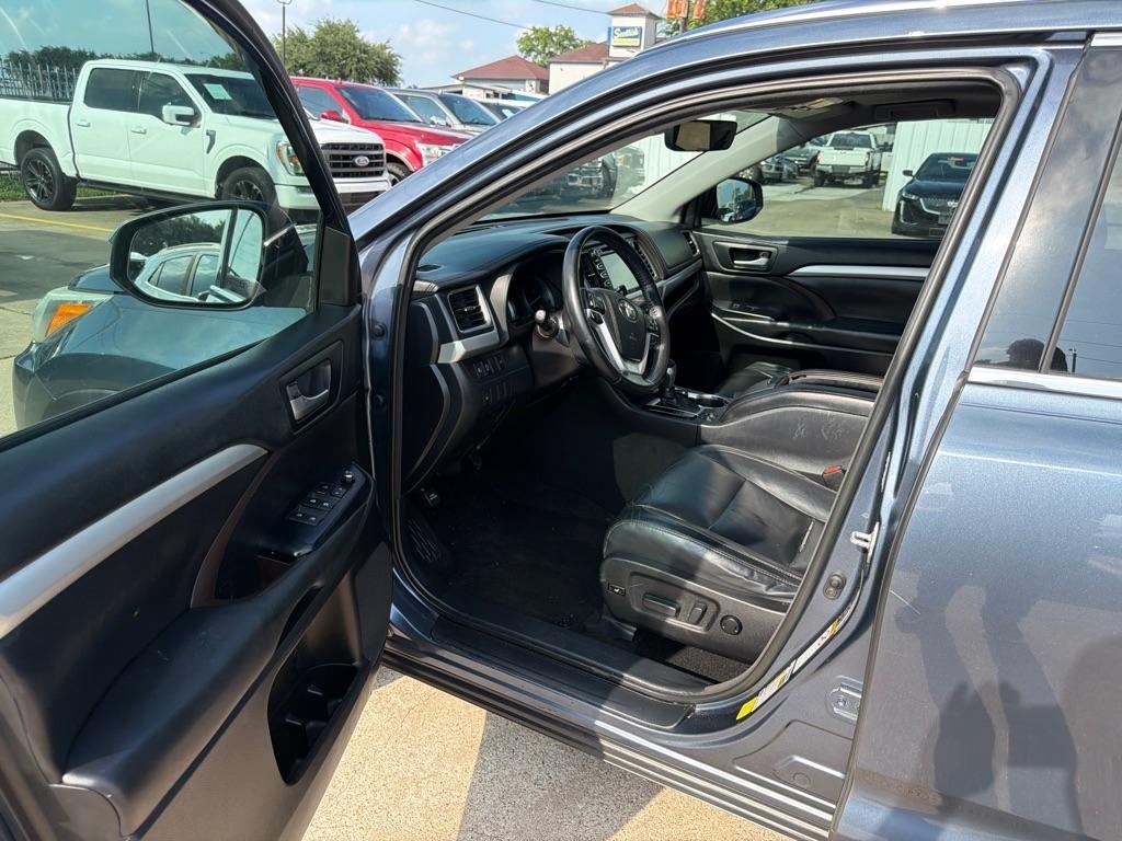 Toyota Highlander XLE FWD V6 2018