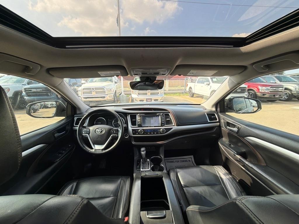 Toyota Highlander XLE FWD V6 2018