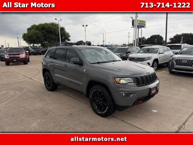 Gray 2019 Jeep Grand Cherokee SUV / Crossover Four-Wheel Drive Automatic