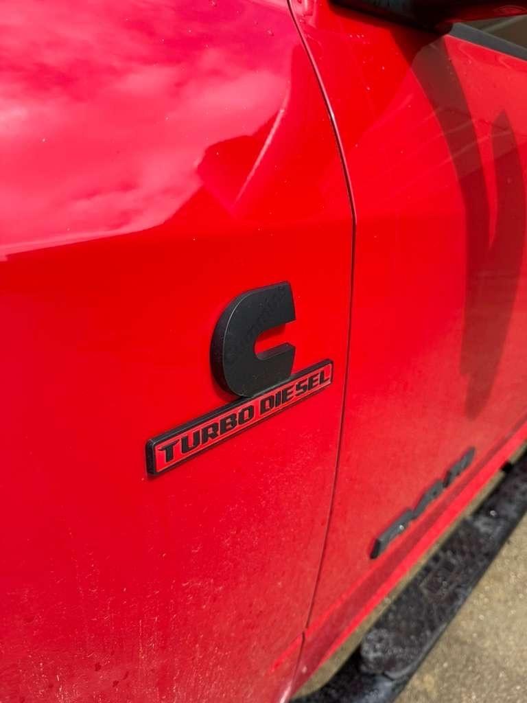 RAM 3500 Lone Star 4x4 Crew Cab 8' Box 2022