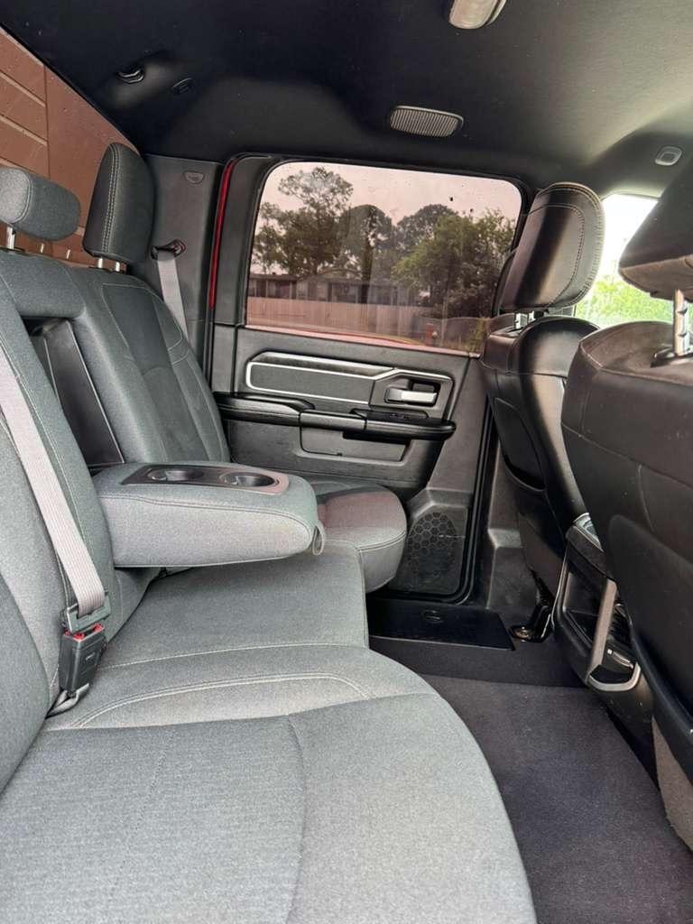RAM 3500 Lone Star 4x4 Crew Cab 8' Box 2022