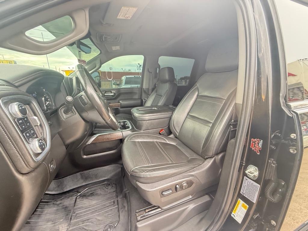 GMC Sierra 2500HD 4WD Crew Cab 159" Denali 2022