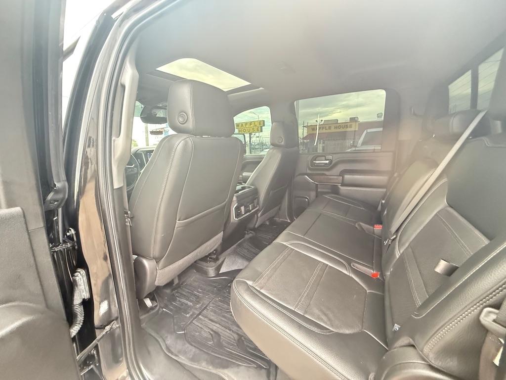GMC Sierra 2500HD 4WD Crew Cab 159" Denali 2022