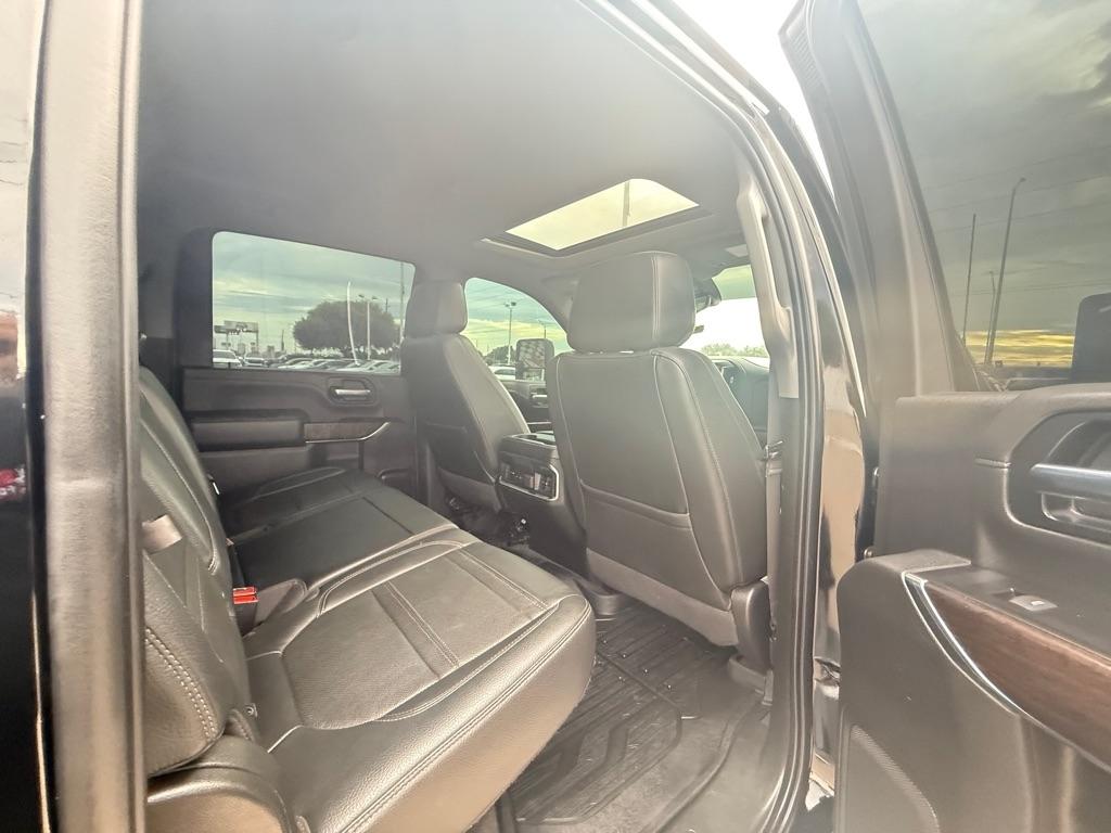 GMC Sierra 2500HD 4WD Crew Cab 159" Denali 2022