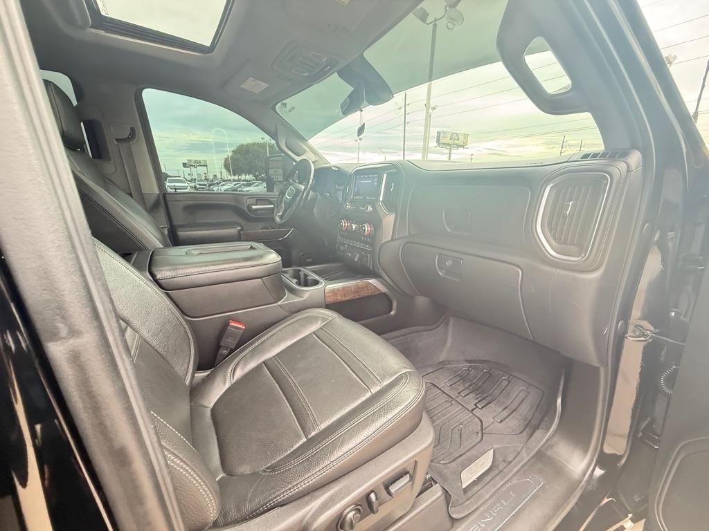 GMC Sierra 2500HD 4WD Crew Cab 159" Denali 2022