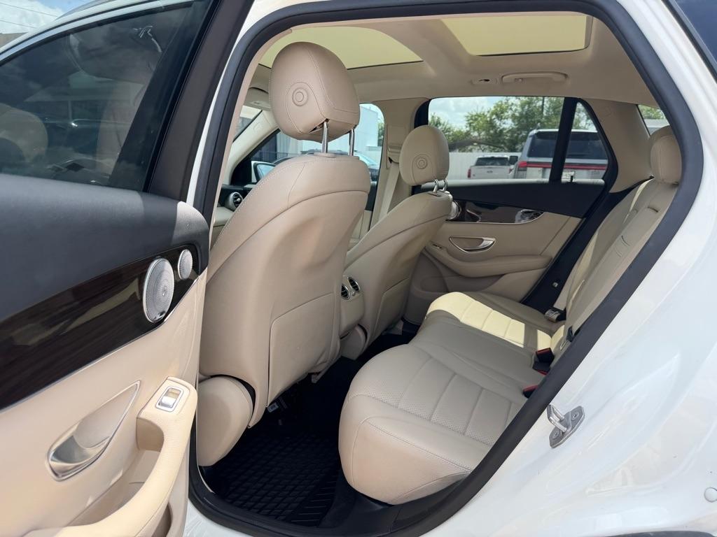 Mercedes-Benz GLC GLC 300 SUV 2017