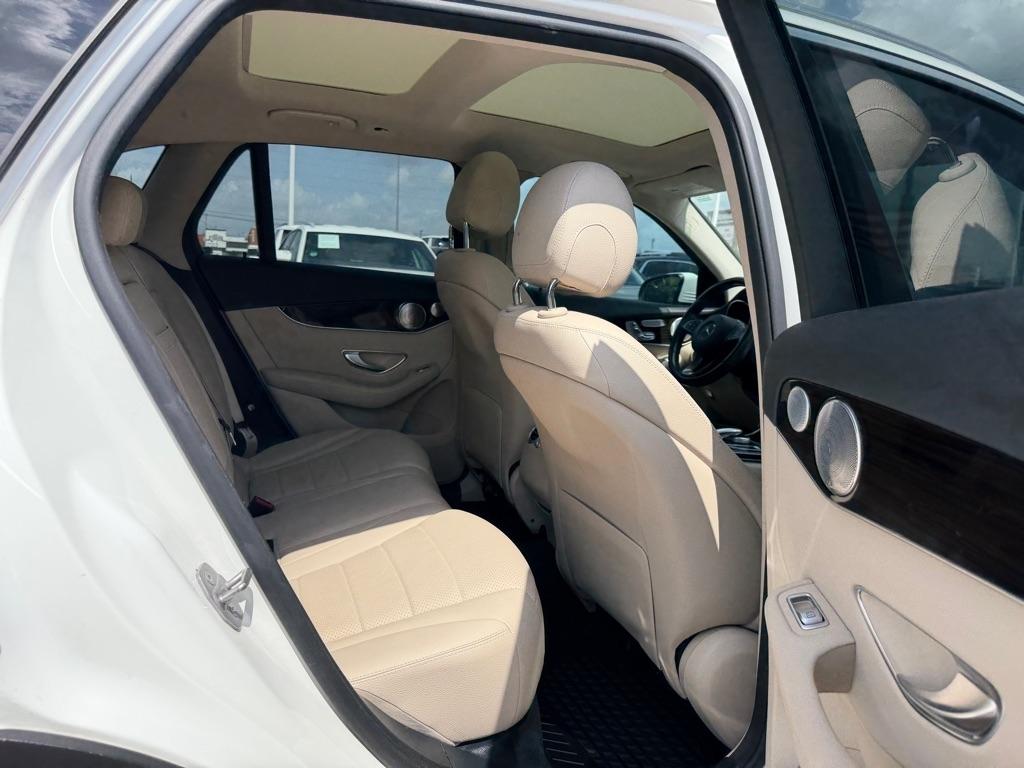 Mercedes-Benz GLC GLC 300 SUV 2017