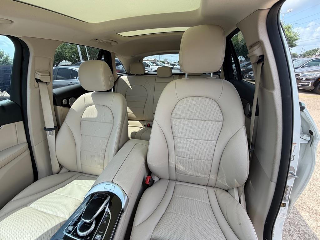 Mercedes-Benz GLC GLC 300 SUV 2017