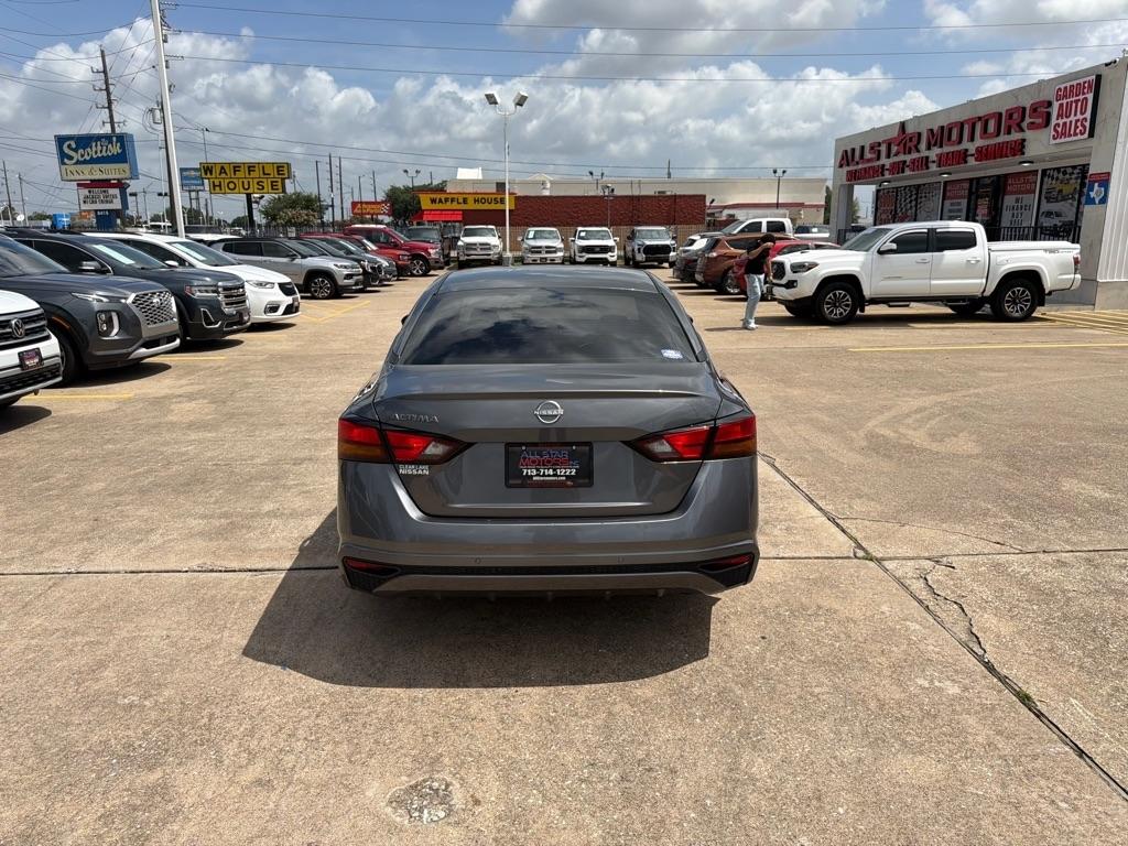 Nissan Altima 2.5 S 2024
