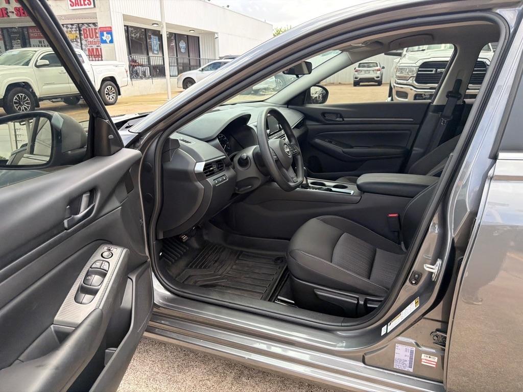 Nissan Altima 2.5 S 2024