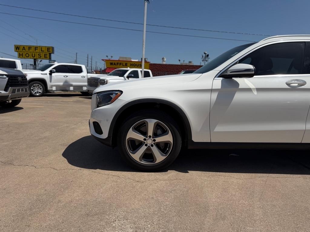 Mercedes-Benz GLC-Class GLC300 2016