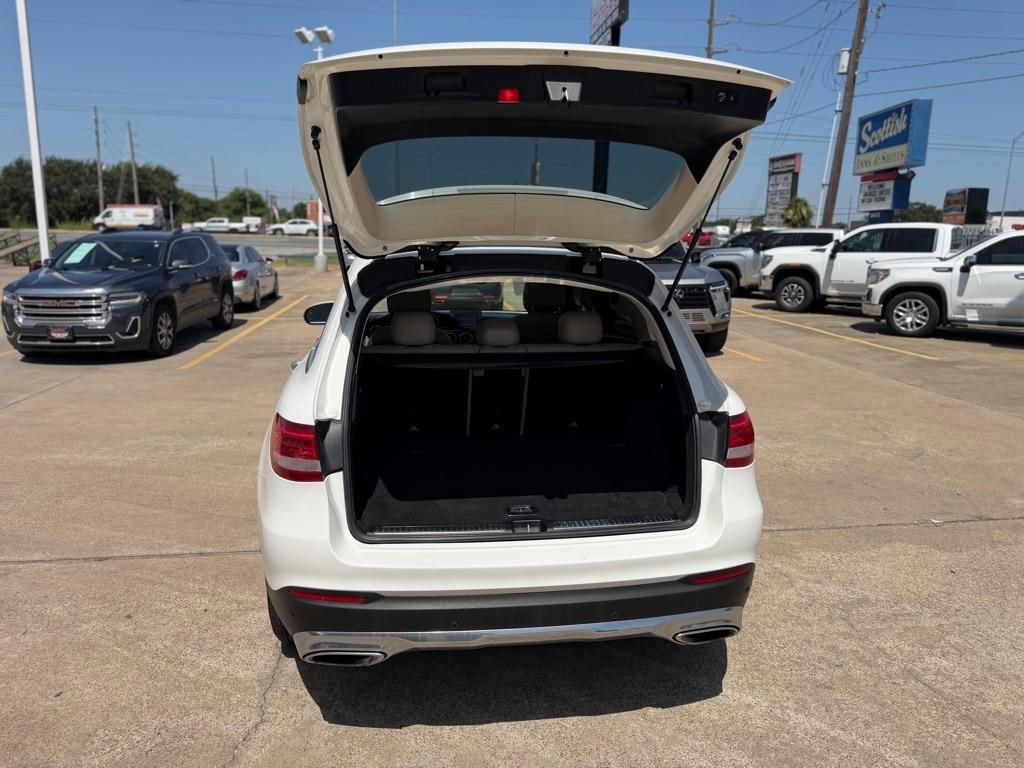 Mercedes-Benz GLC-Class GLC300 2016