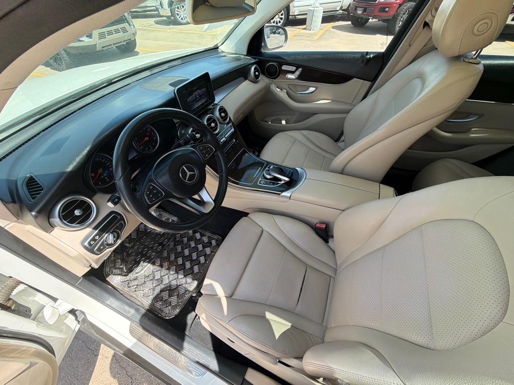 Mercedes-Benz GLC-Class GLC300 2016