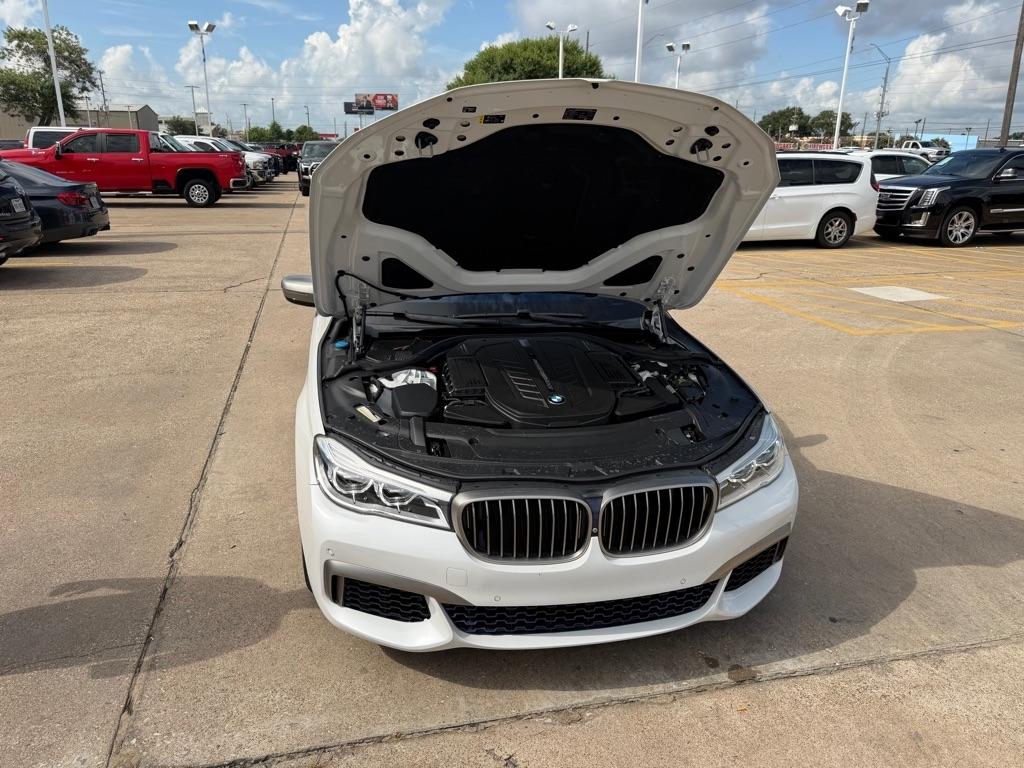 BMW 7-Series M760i xDrive 2018