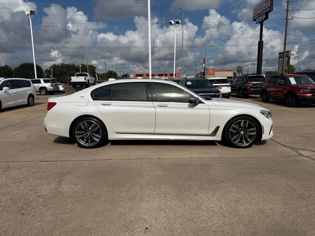 BMW 7-Series M760i xDrive 2018
