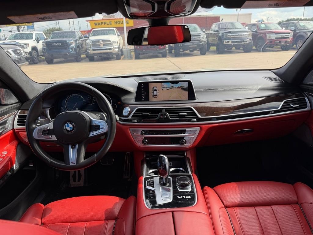 BMW 7-Series M760i xDrive 2018