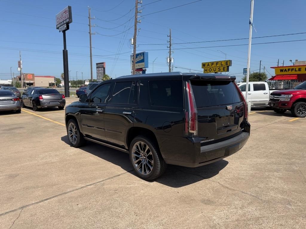 Cadillac Escalade 4WD 4dr Platinum 2019
