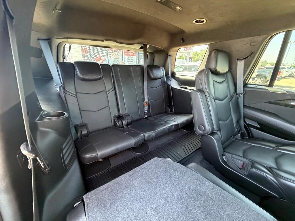 Cadillac Escalade 4WD 4dr Platinum 2019