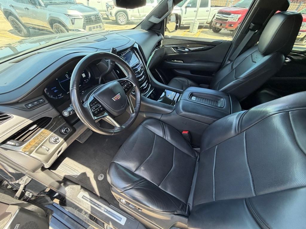 Cadillac Escalade 4WD 4dr Platinum 2019