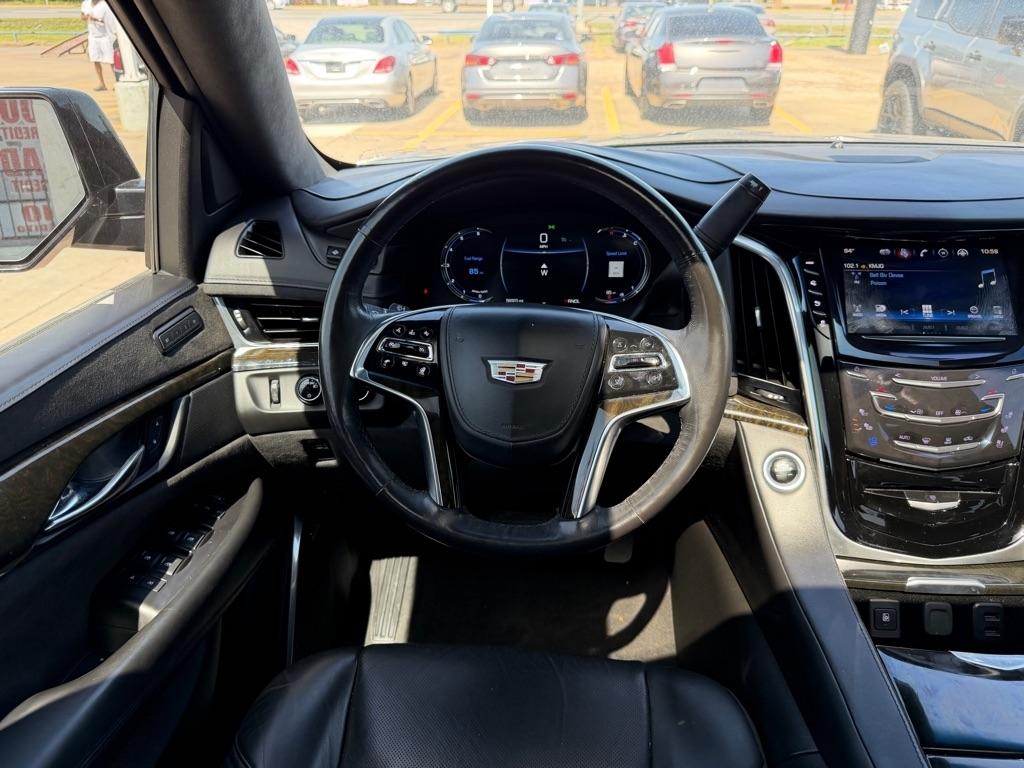 Cadillac Escalade 4WD 4dr Platinum 2019